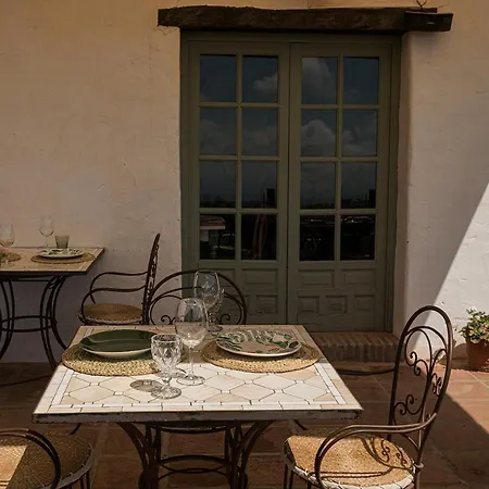 Morisca Charming Boutique Hotel 3*