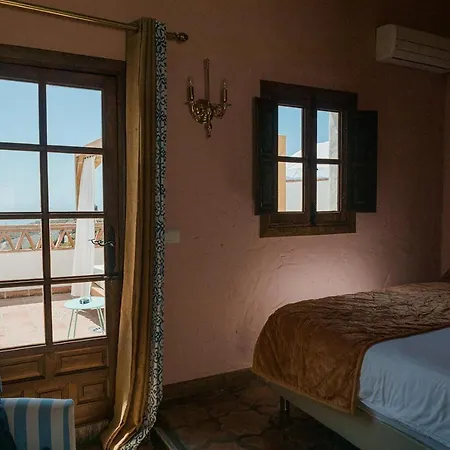 Morisca Charming Boutique Hotel 3*