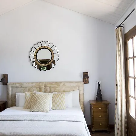 Morisca Charming Boutique 3*