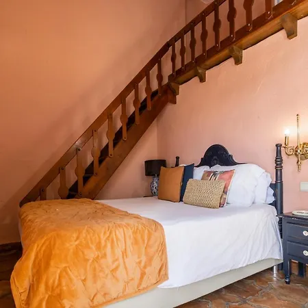 Hotel La Morisca 3*