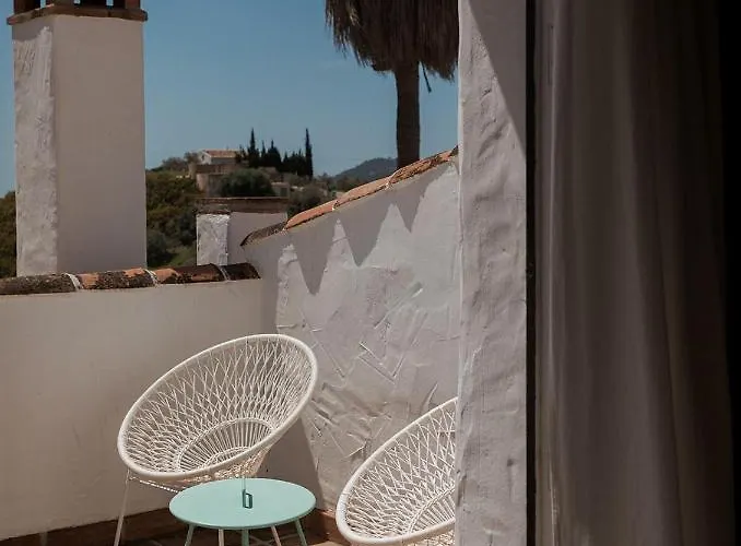 Morisca Charming Boutique Hotel 3*