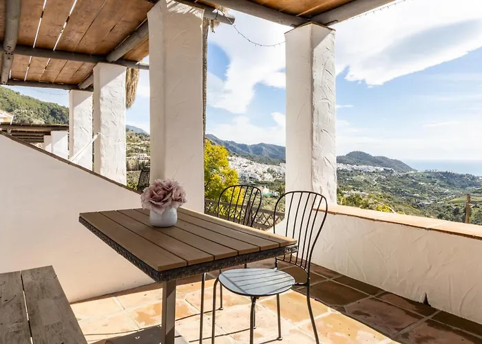 Morisca Charming Boutique Hotel 3*