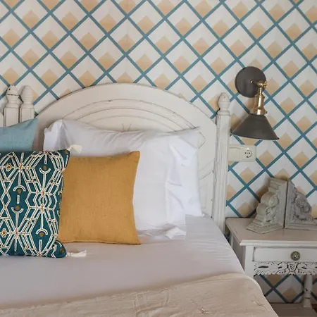 Morisca Charming Boutique Hotel 3*